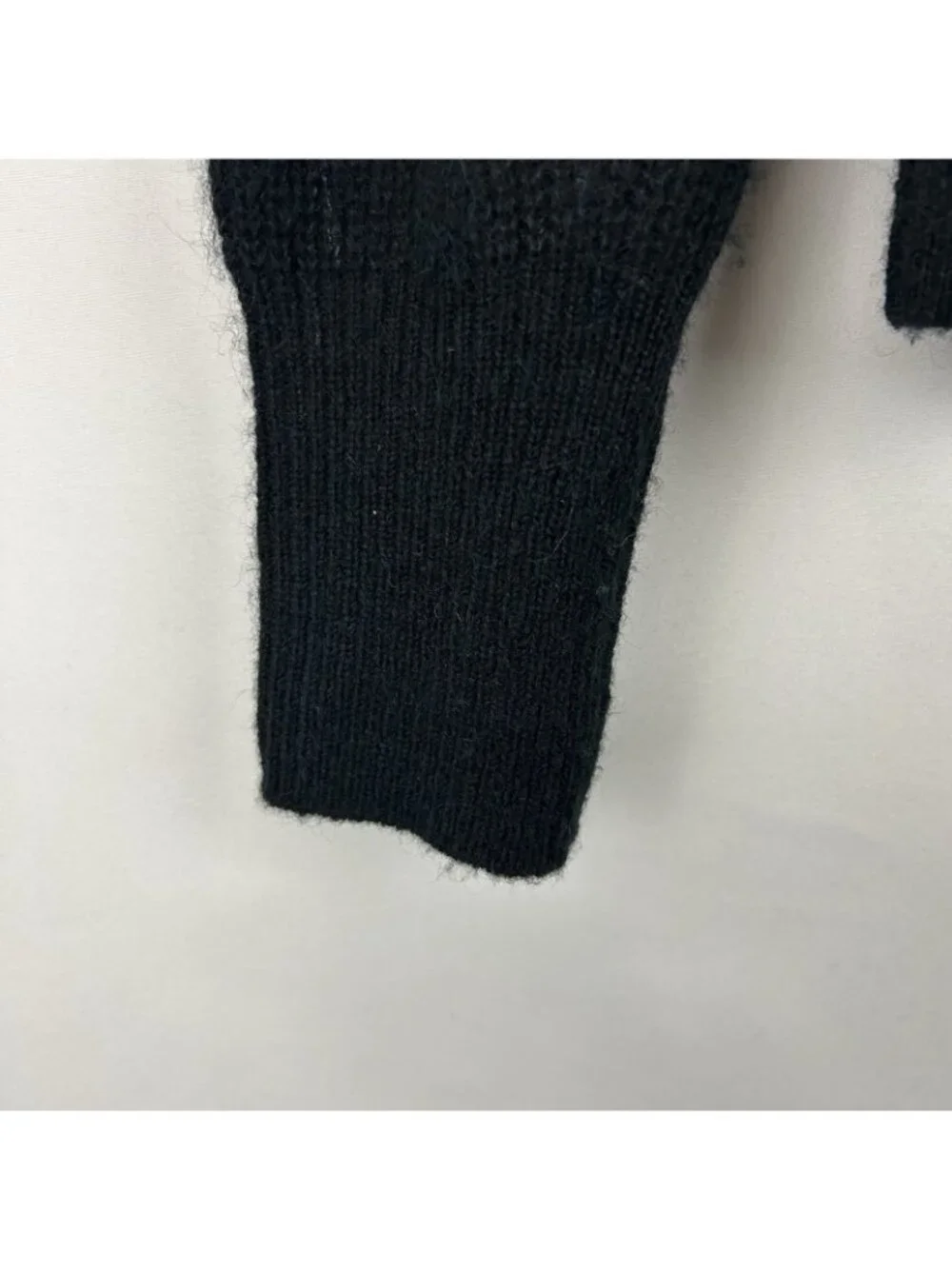 J Crew Women’s Medium Black Alpaca Wool Blend Cropped V-neck Cardigan Sweater - Picture 16 of 16